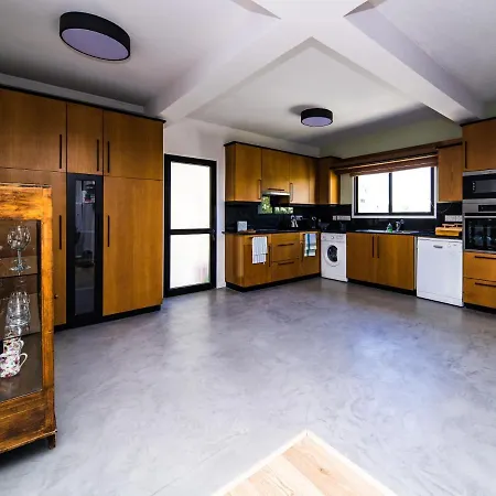 Kristalli 4 Apartmán